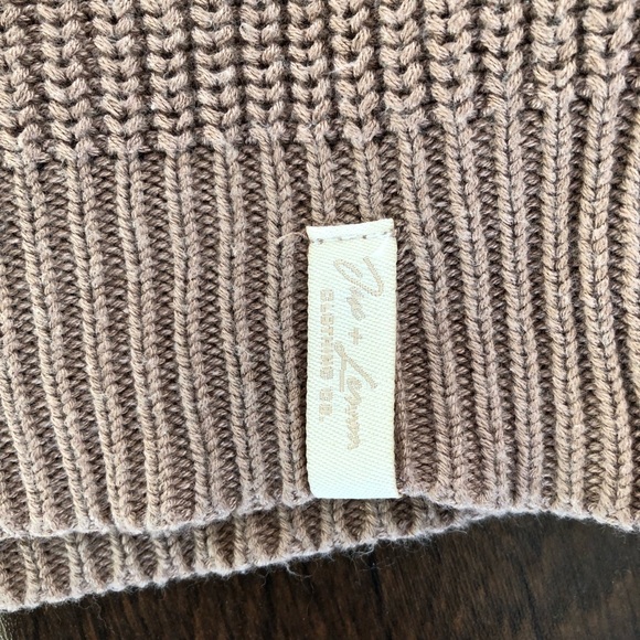 COPY - Jax and Lennon Ladies Knit Sweater in Latte colour Size L - Picture 7 of 7